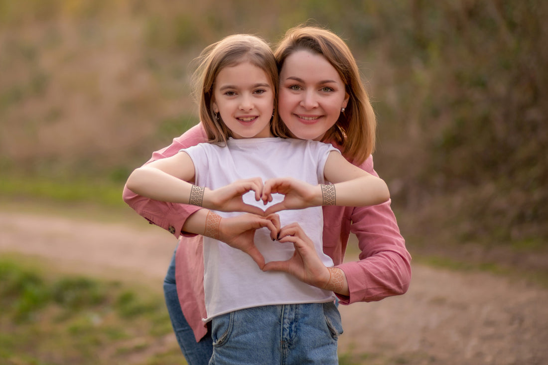 Henna and Jagua Tattoos Make the Perfect Mother-Daughter Gift