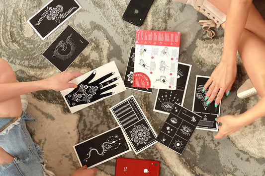 12 Best Henna Stencils To Match Your Style