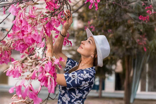 Top Henna Designs to Welcome Spring With Style