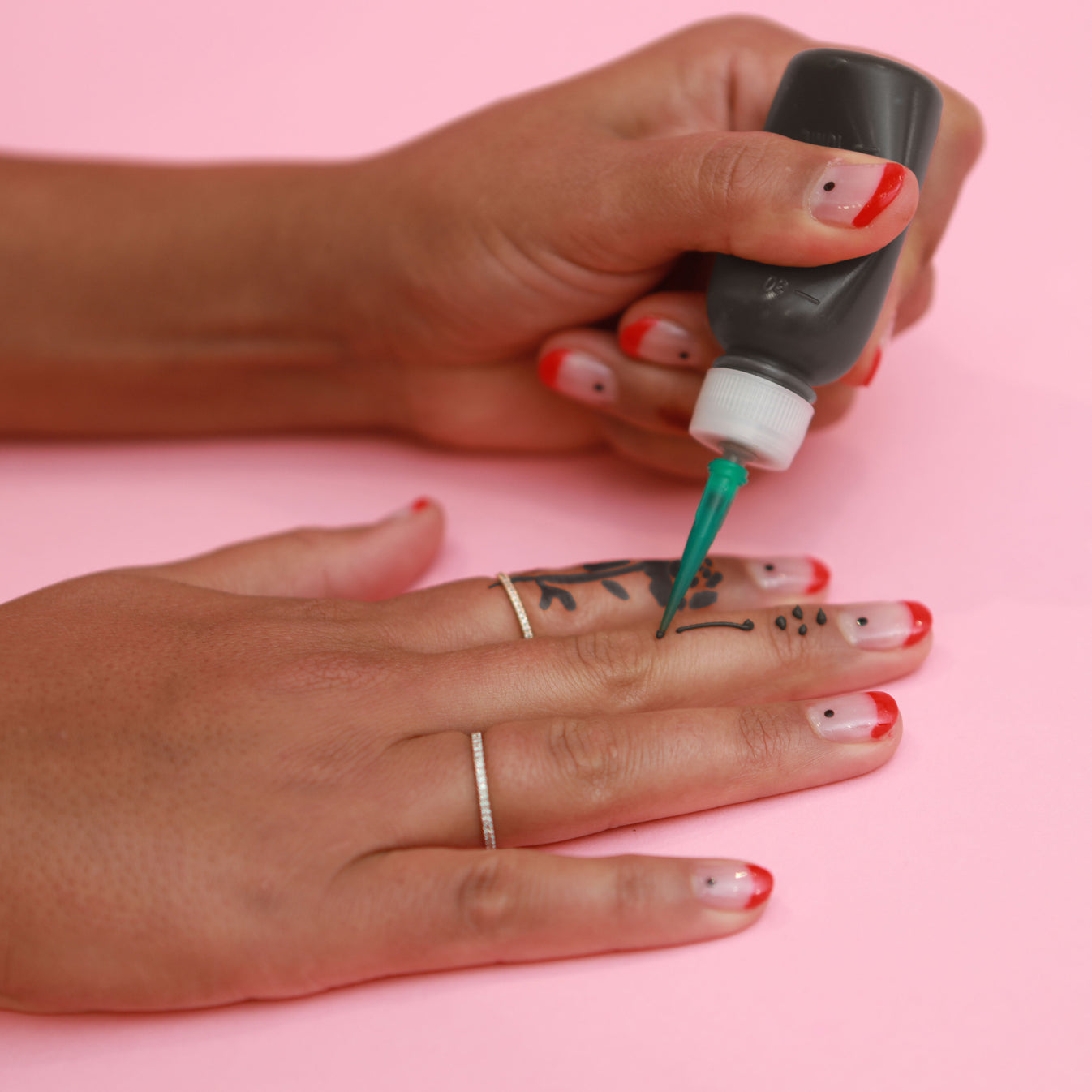 Get the Darkest Tattoos with Organic Jagua Gel Mihenna