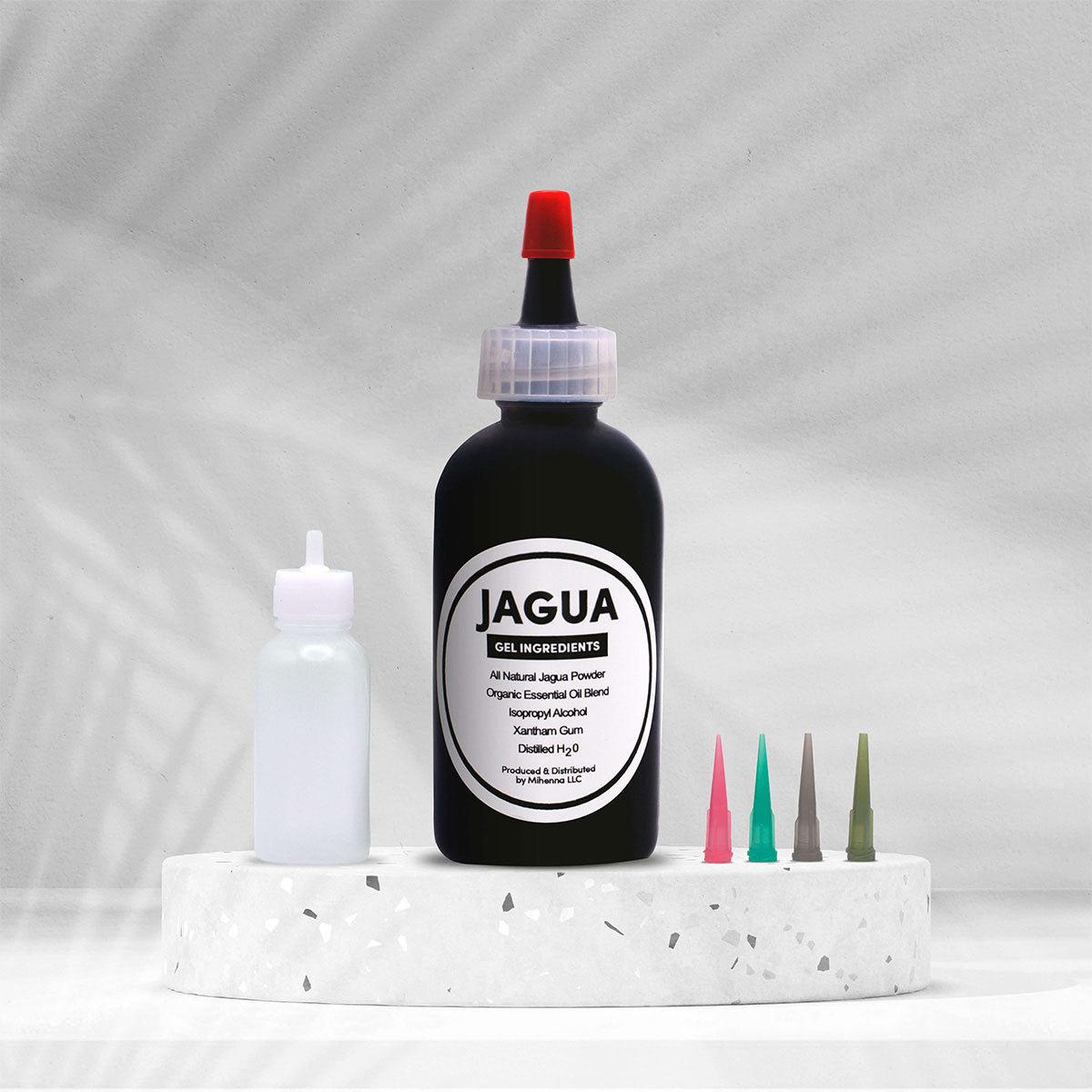 A Bottle of Jagua Gel, an Applicator Bottle, and 4 Applicator Tips.